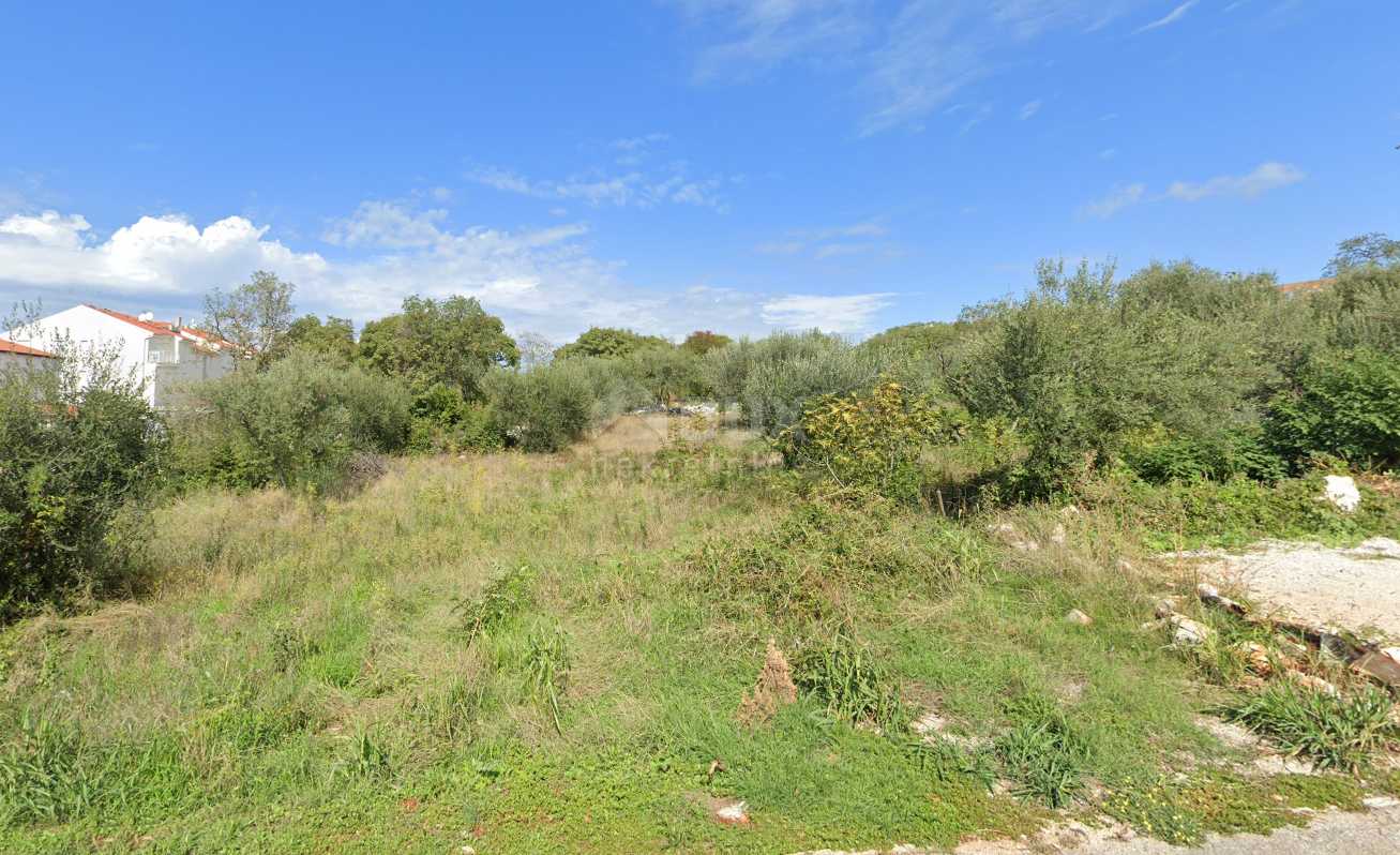 الأرض في Umag, Istria County 11693507