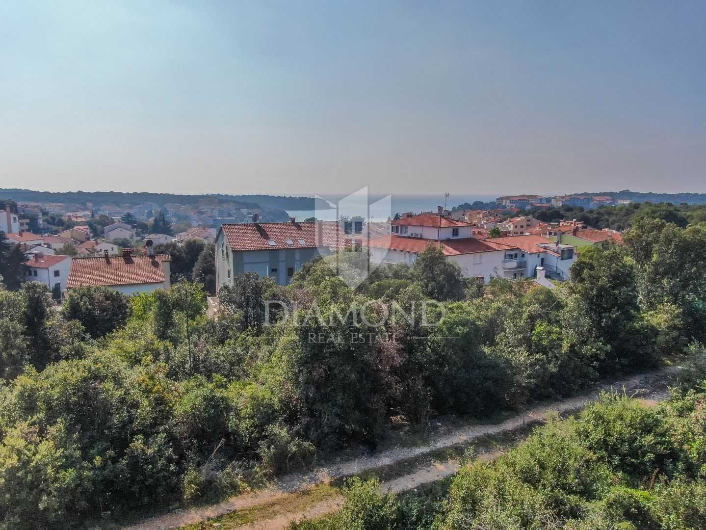 土地 在 Vinkuran, Istarska Zupanija 11694610