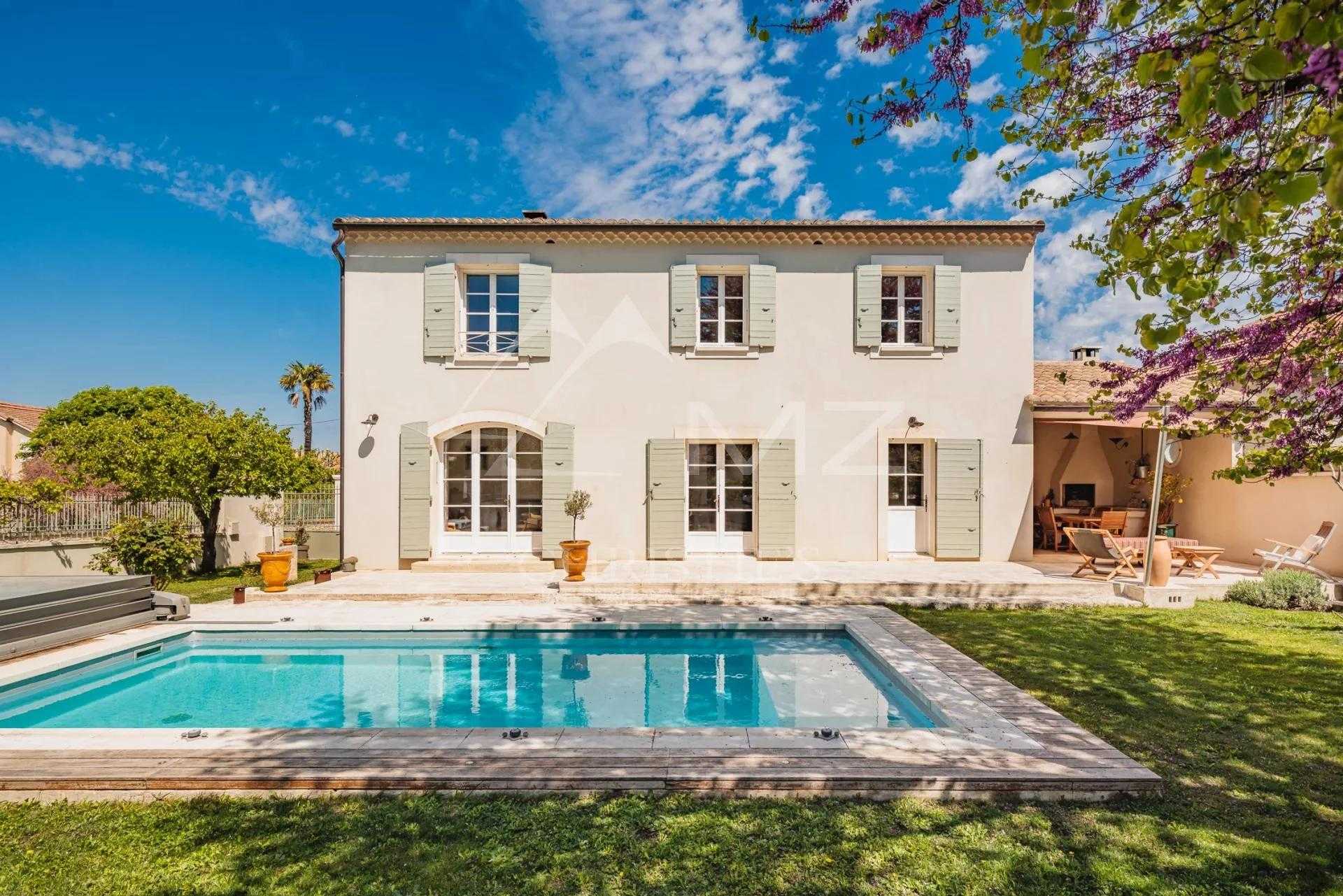 Pelbagai Rumah dalam Saint-Remy-de-Provence, Provence-Alpes-Côte d'Azur 11695393