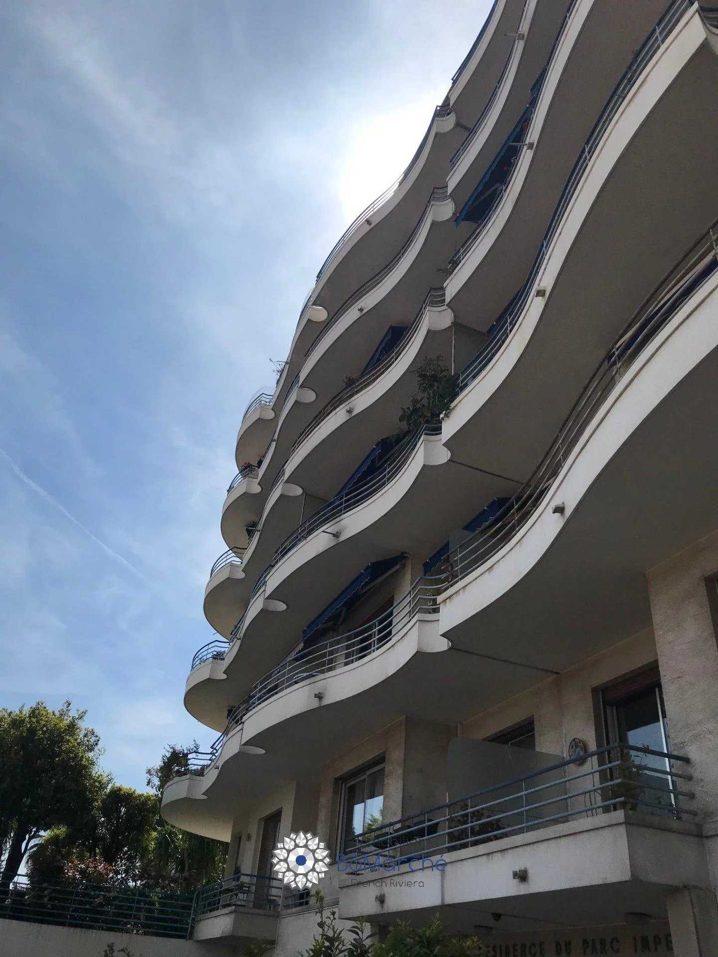 Condominium dans Bon, Provence-Alpes-Côte d'Azur 11695409