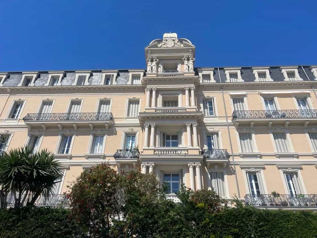 Condominium dans Beaulieu sur Mer, Provence-Alpes-Côte d'Azur 11695415