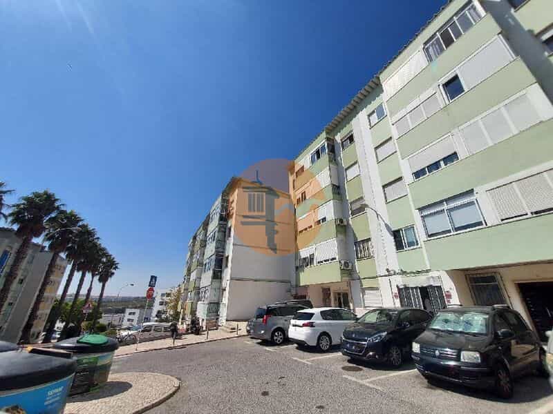 公寓 在 Paco de Arcos, Lisboa 11696012