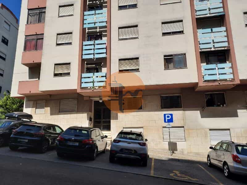 Квартира в Cacem, Lisboa 11696014