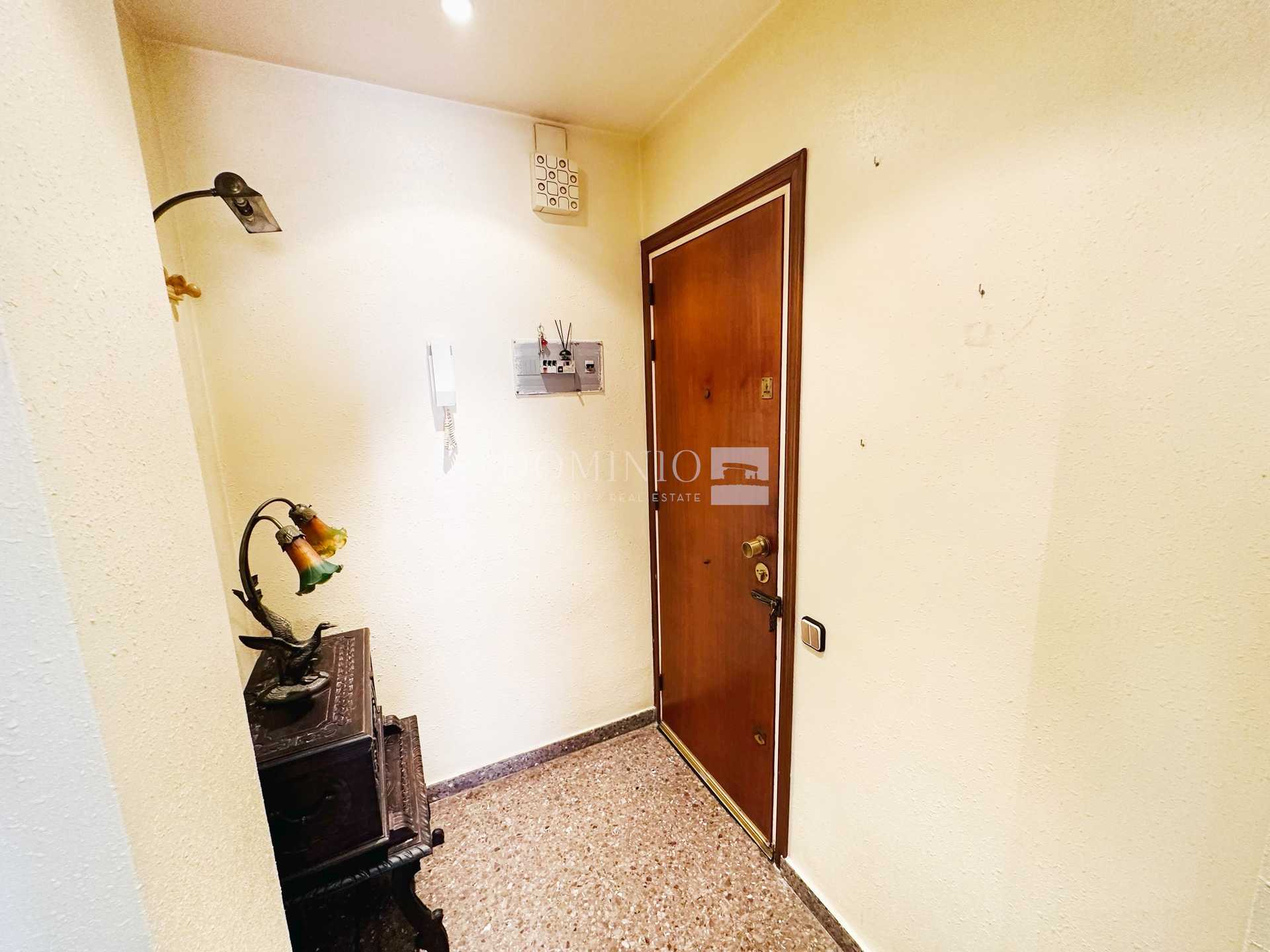 公寓 在 Sant Boi de Llobregat, Catalonia 11696166