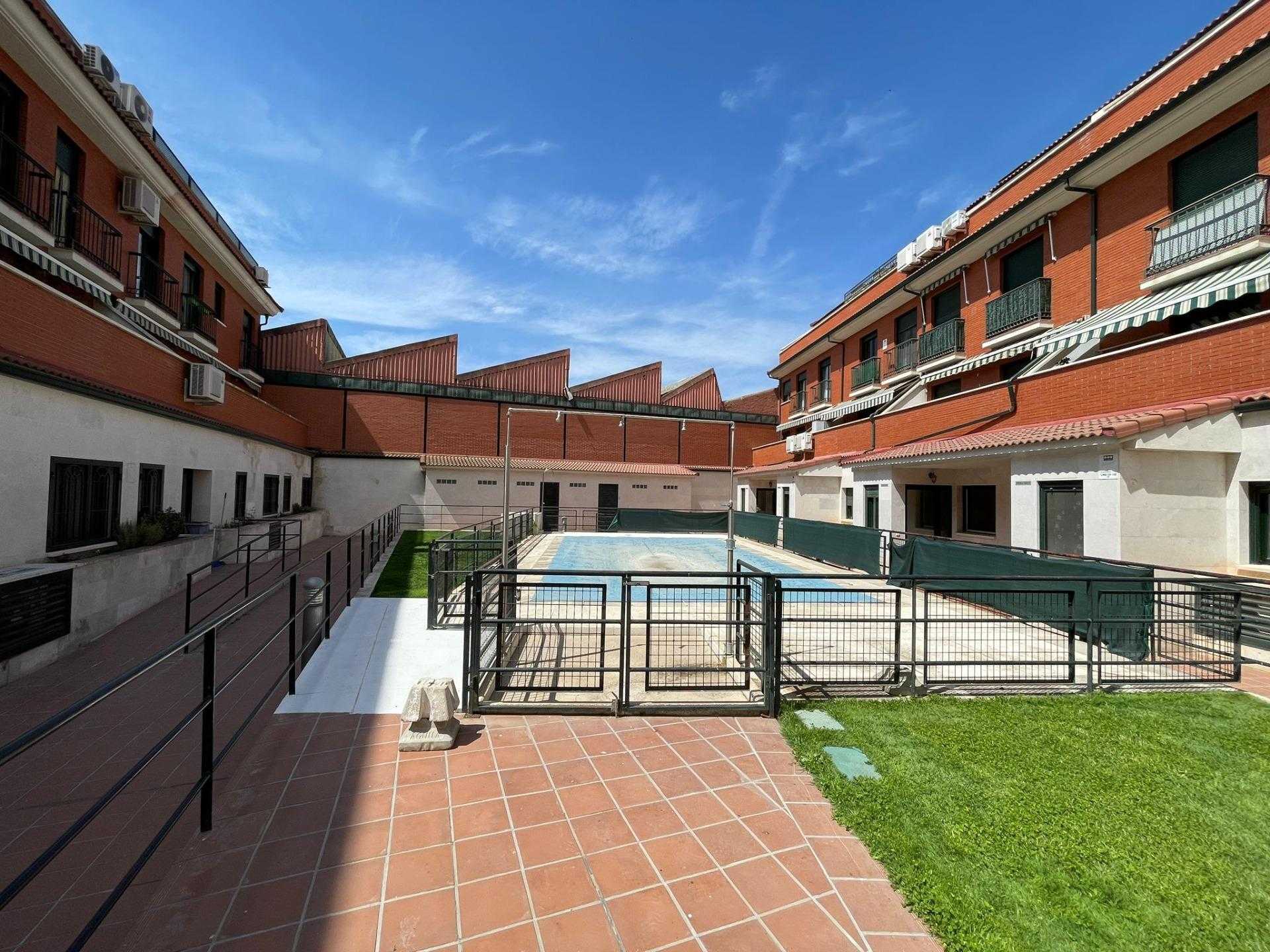 Condomínio no Aranjuez, Comunidad de Madrid 11696379
