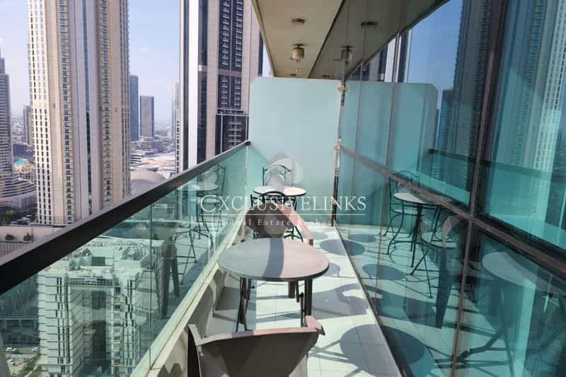 Condominium in Dubai, Dubayy 11697103