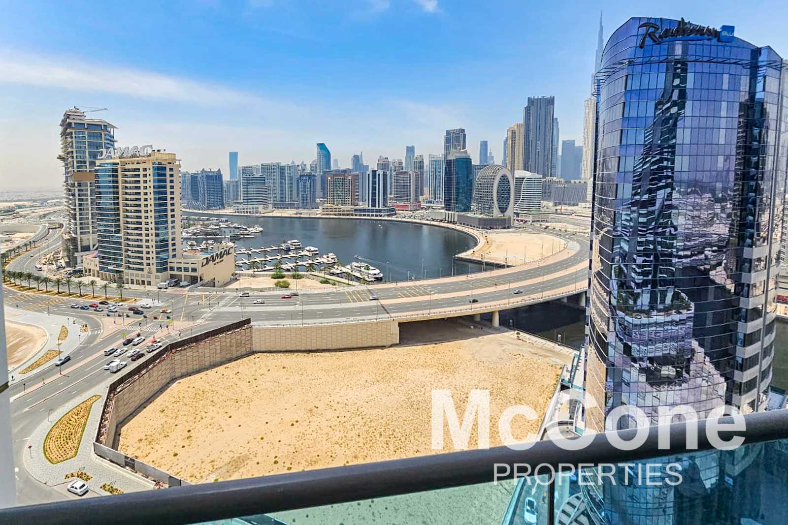 Condominium in Dubai, Dubai 11697118