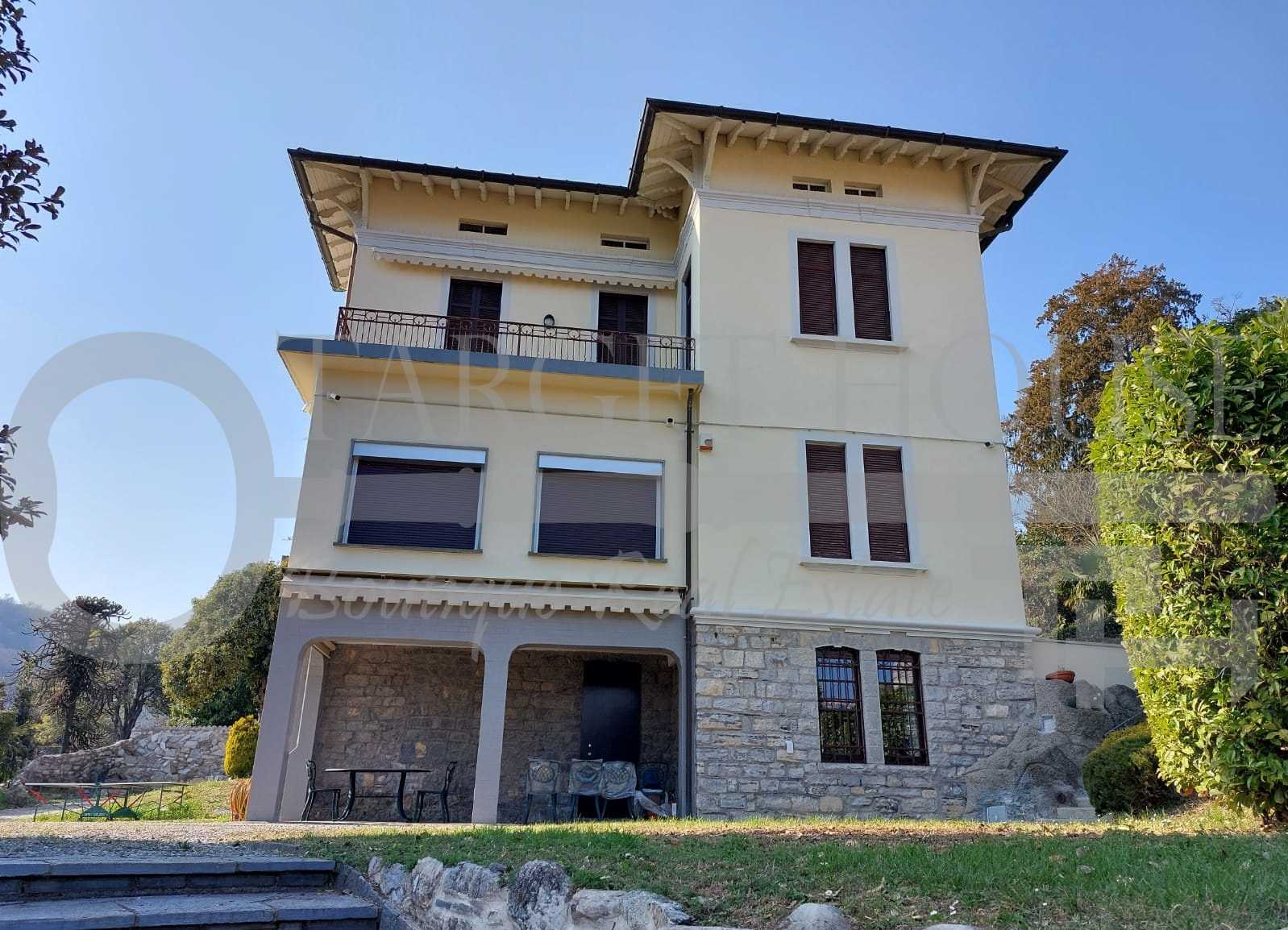 жилой дом в Como, Lombardy 11697213