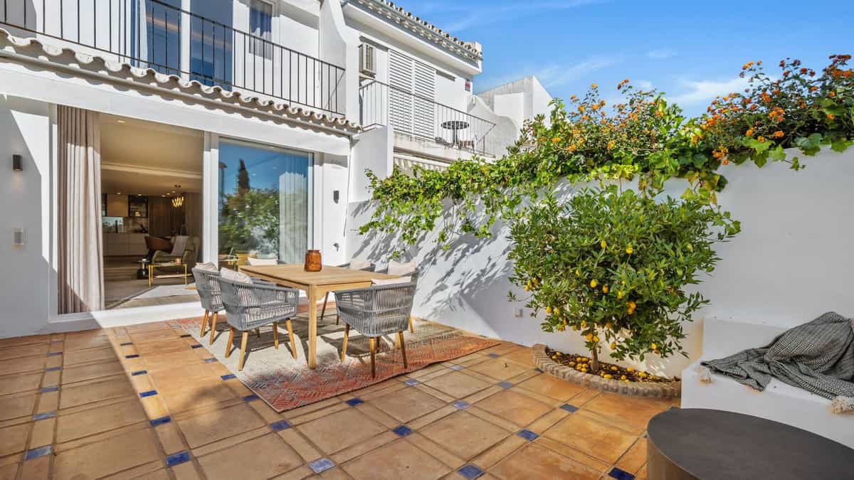 منازل متعددة في Marbella, Andalucía 11697554