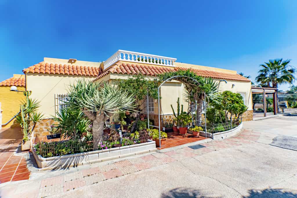 House in La Canada de San Urbano, Andalusia 11697588