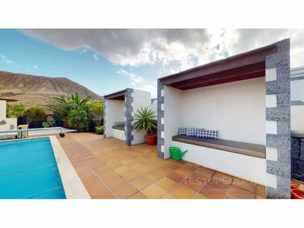 casa en uga, Islas Canarias 11697615