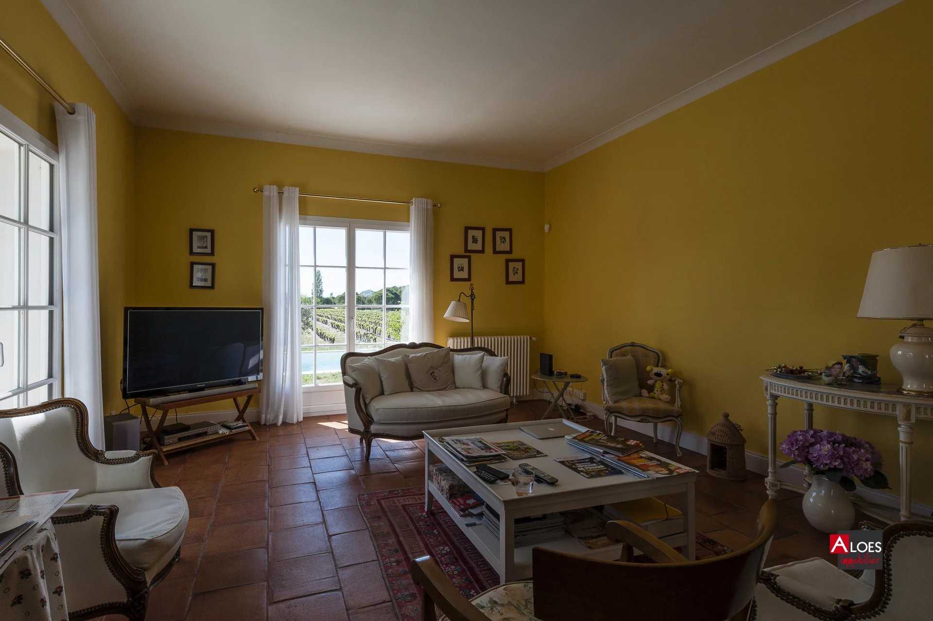 Haus im Aigues-Mortes, Gard 11697636