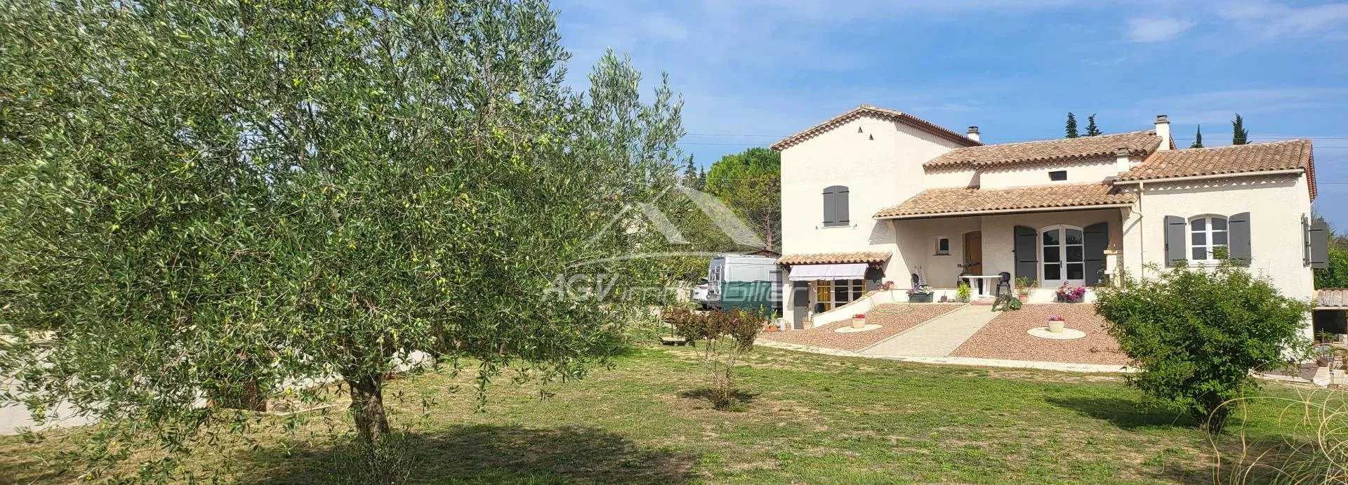 住宅 在 Allègre-les-Fumades, Gard 11697660