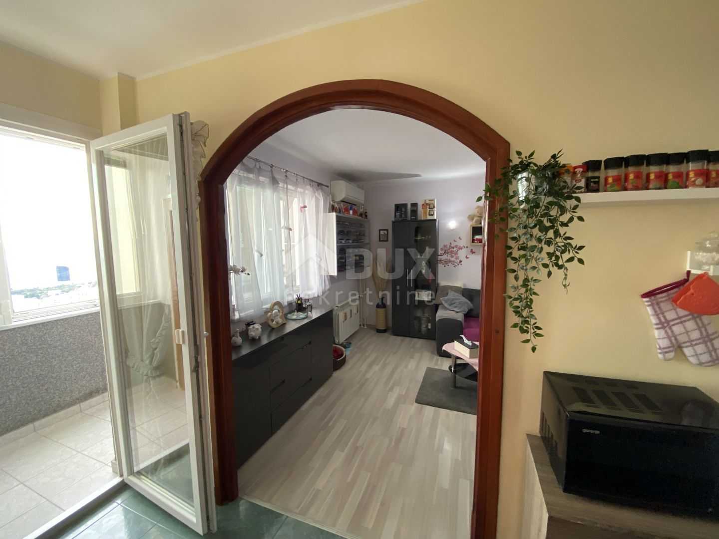 公寓 在 Susak, Primorsko-Goranska Zupanija 11698496