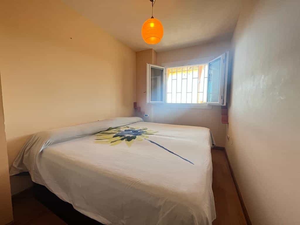 公寓 在 La Cala del Moral, Andalucía 11698942
