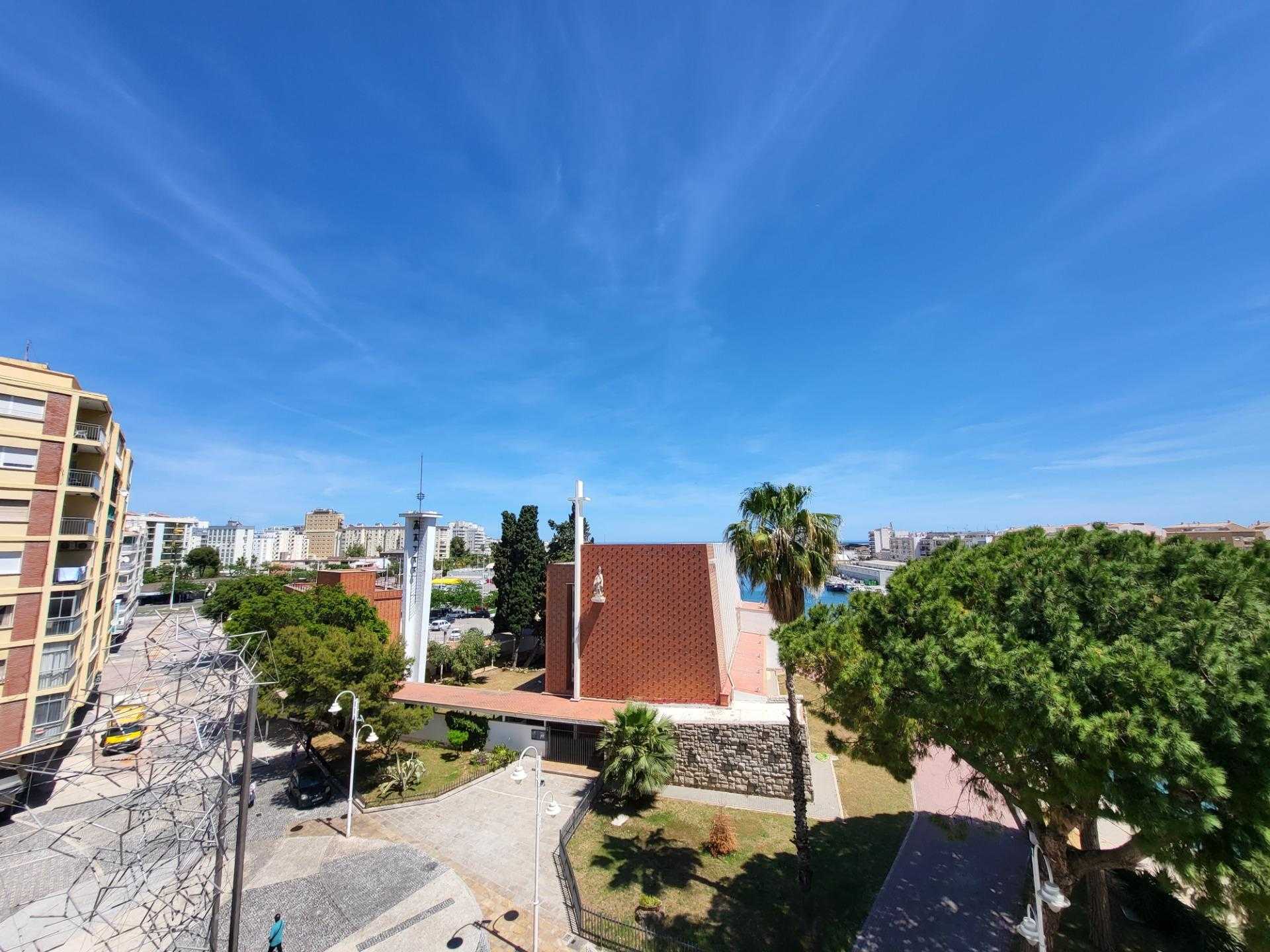 Condominium in Gandia, Valencia 11698959
