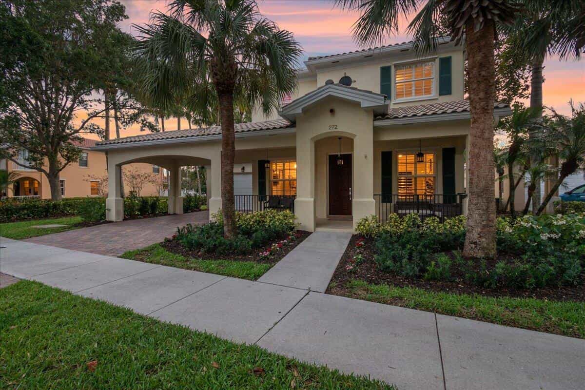 House in Jupiter, Florida 11699318
