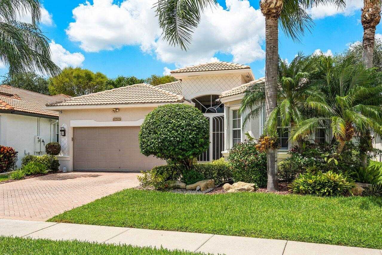Casa nel Villaggi di Oriole, Florida 11699320