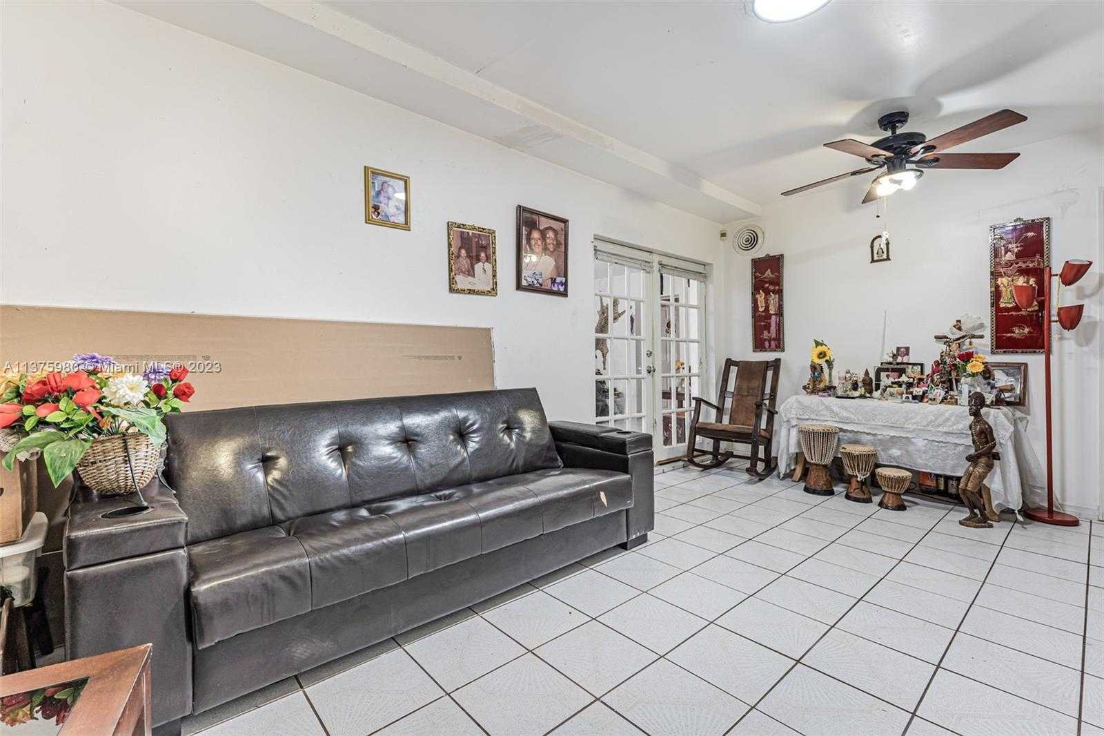 Huis in South Miami Heights, Florida 11699336