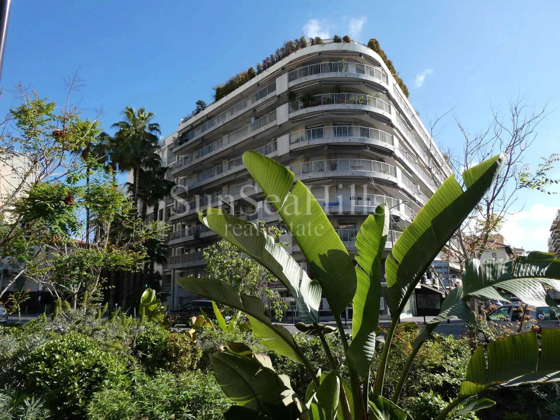 Condominium dans Bon, Provence-Alpes-Côte d'Azur 11699448