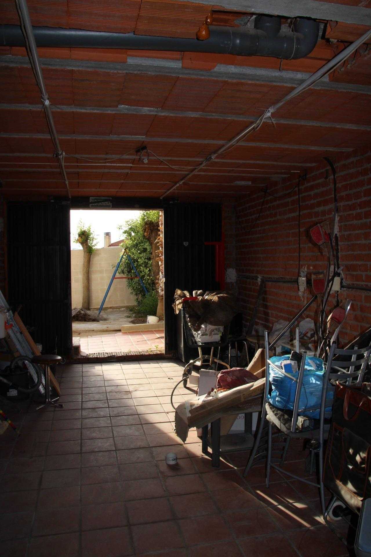 بيت في Méntrida, Castile-La Mancha 11700388
