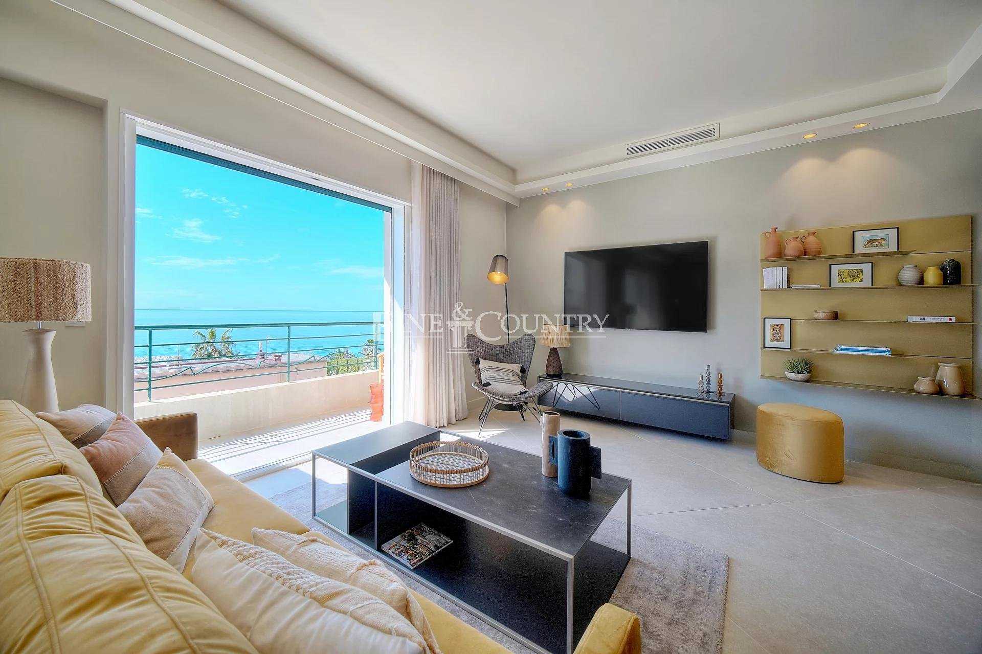 Condominium in Cannes, Provence-Alpes-Cote d'Azur 11700410