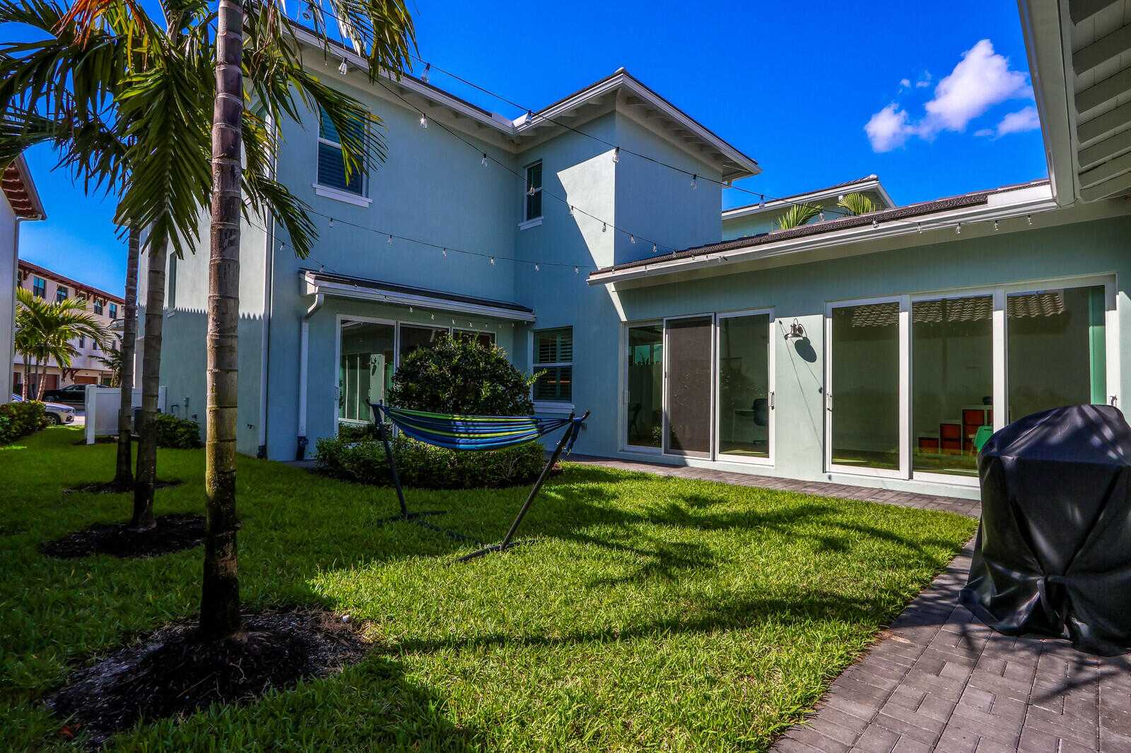 Dom w Palm Beach Gardens, Florida 11700758