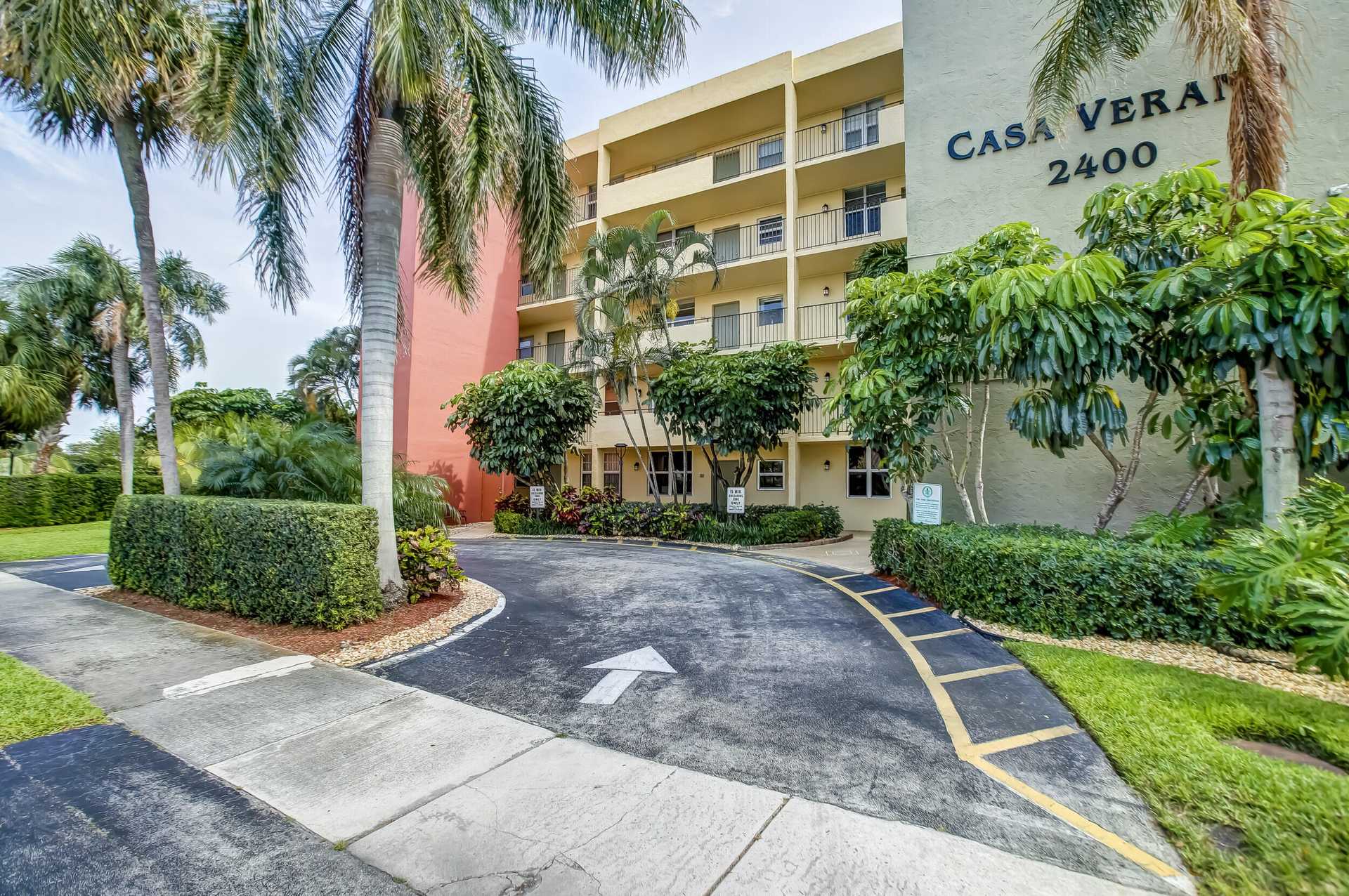 Condominium in Harbor Village, Florida 11700789