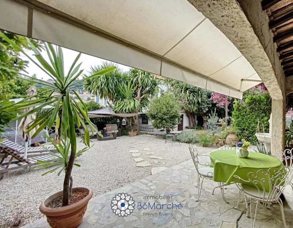 Hus i Pæn, Provence-Alpes-Cote d'Azur 11700811