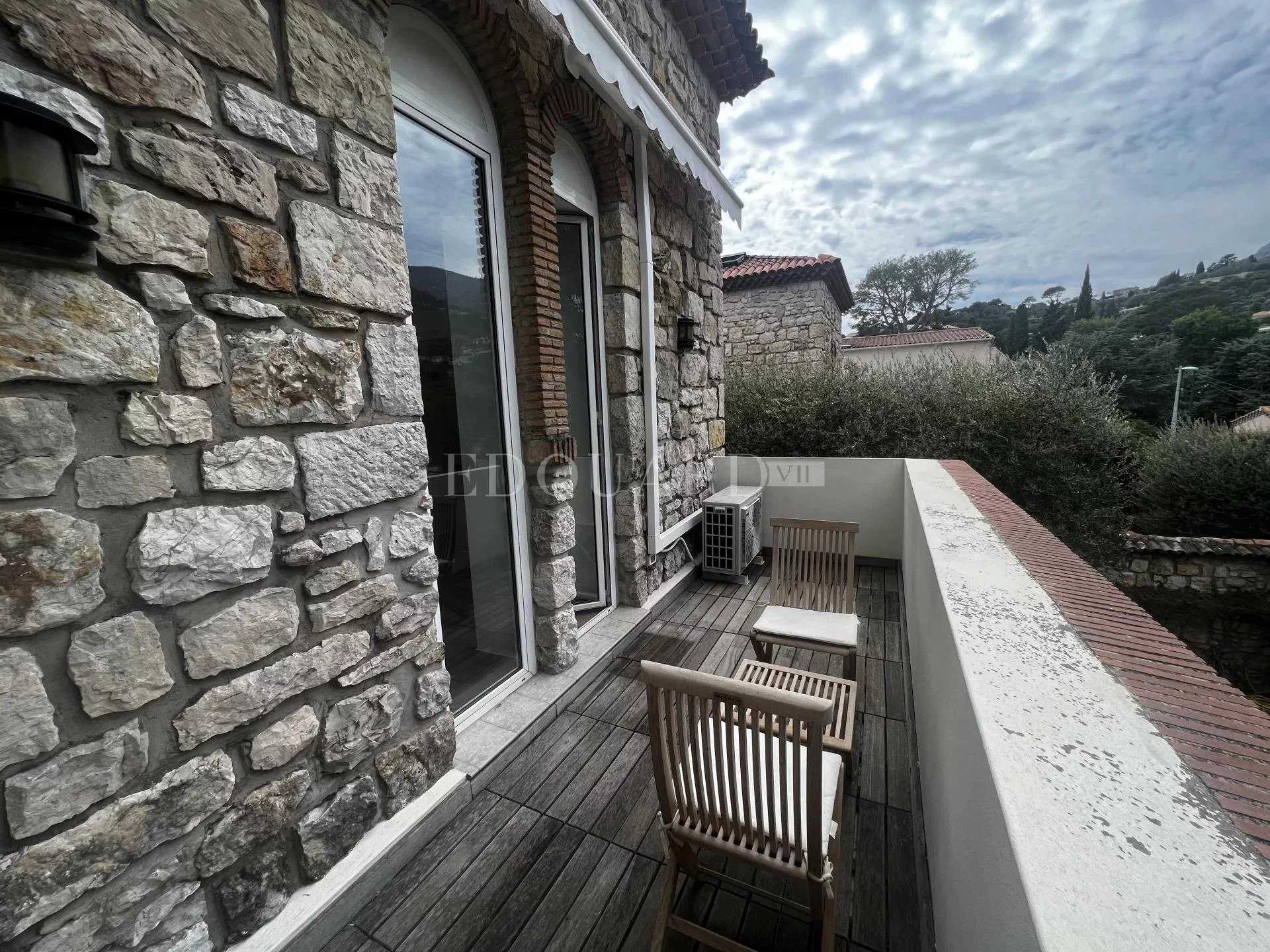 Condominium in Roquebrune-Cap-Martin, Alpes-Maritimes 11700840