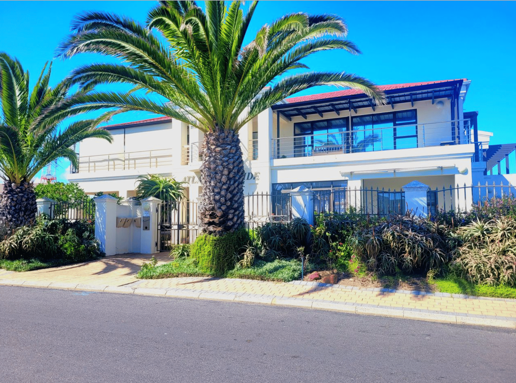 Condominium in Melkbosstrand, Western Cape 11700908