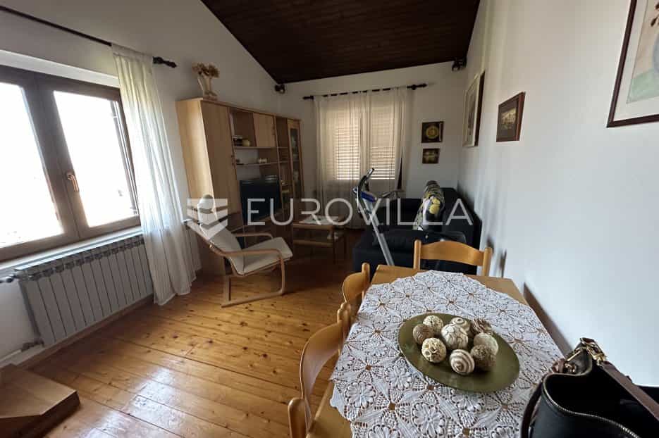 σπίτι σε Štinjan, Istarska županija 11700983