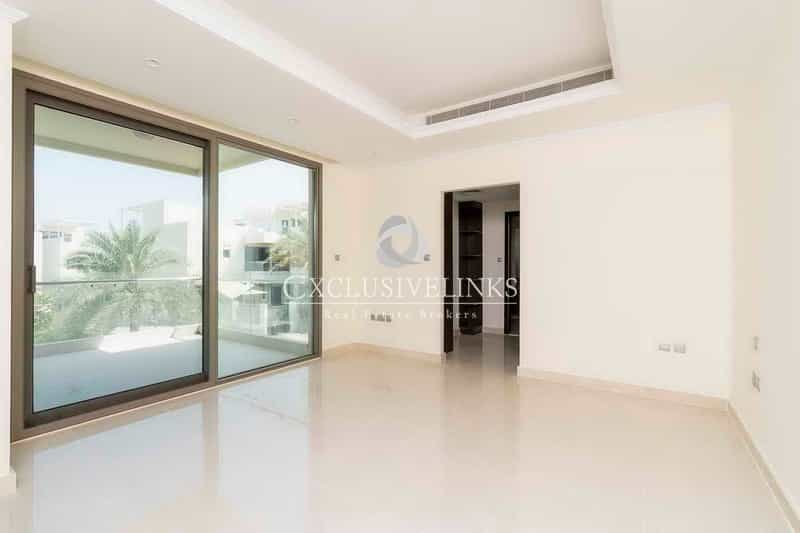 House in Dubai, Dubai 11701076