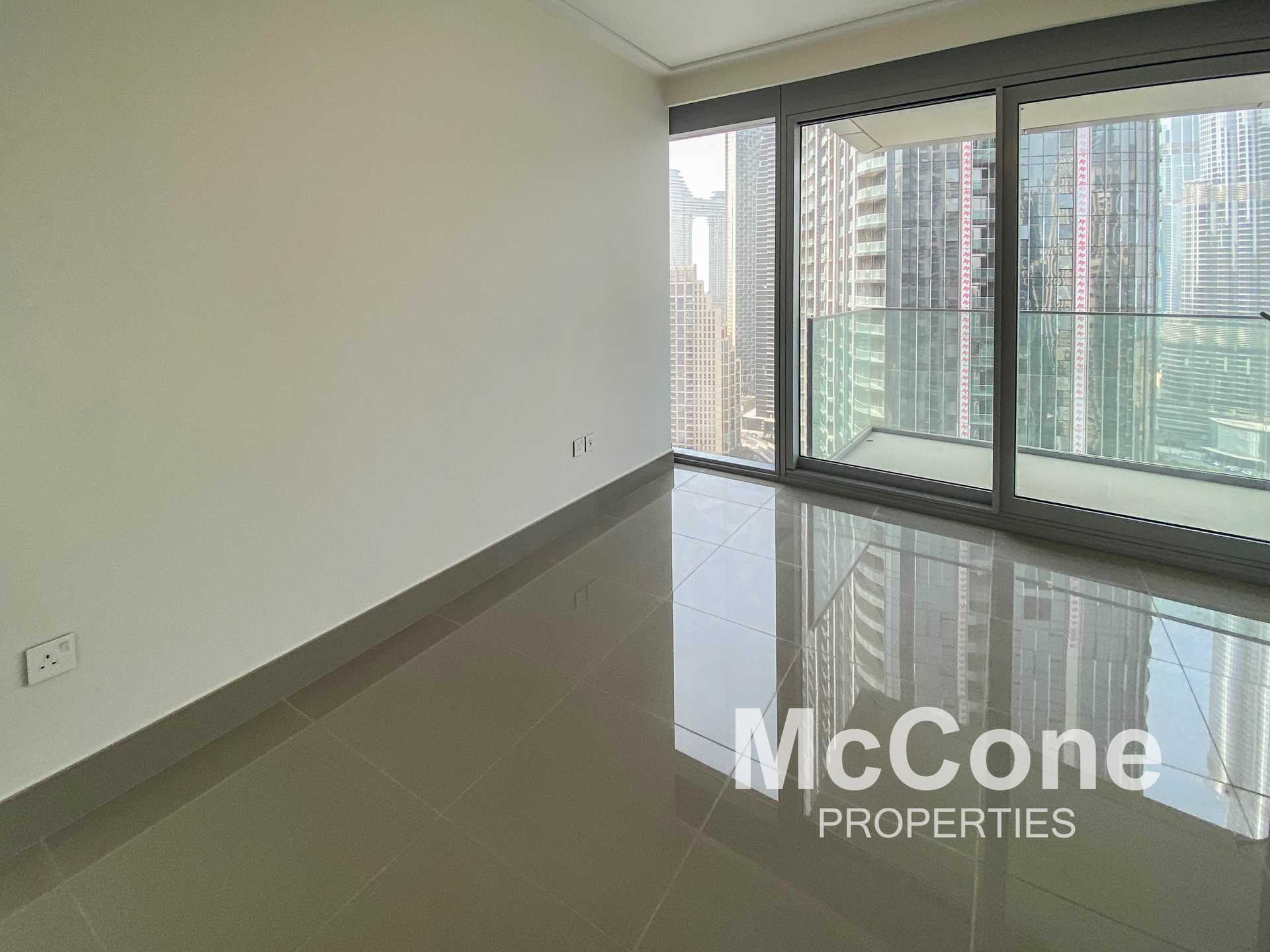 Condominium in Dubai, Dubayy 11701145