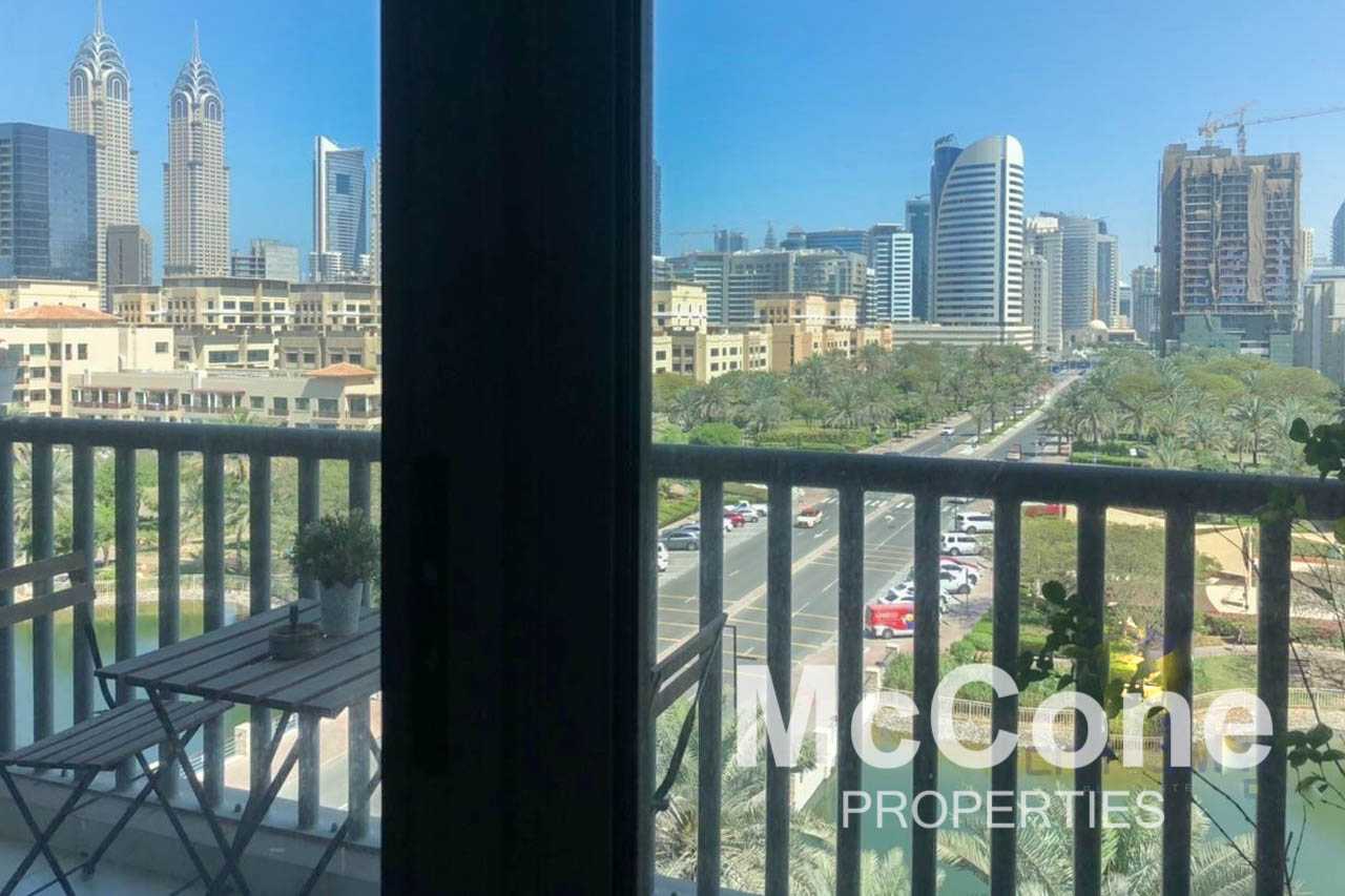 Condominium in Dubai, Dubai 11701157