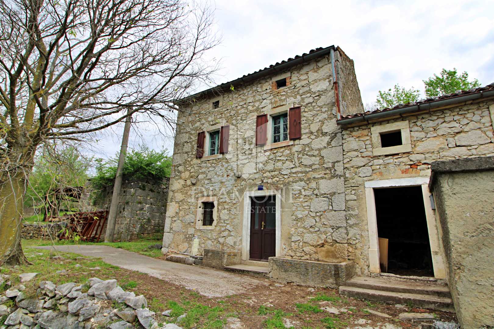 Talo sisään Kršan, Istria County 11701186