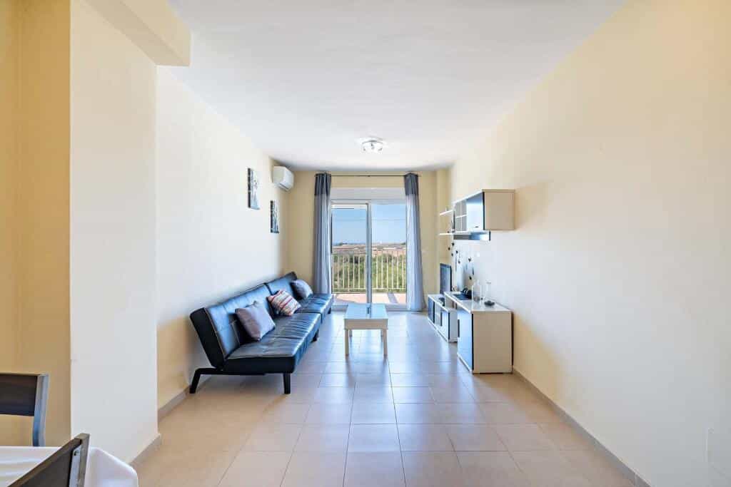Condominium in Guardias Viejas, Andalusia 11702089