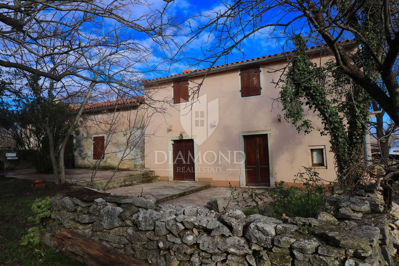 Talo sisään Barban, Istria County 11702501