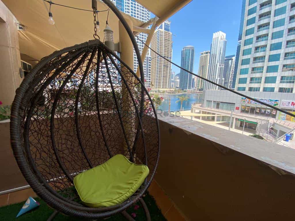 Квартира в Dubai, Dubai 11702757