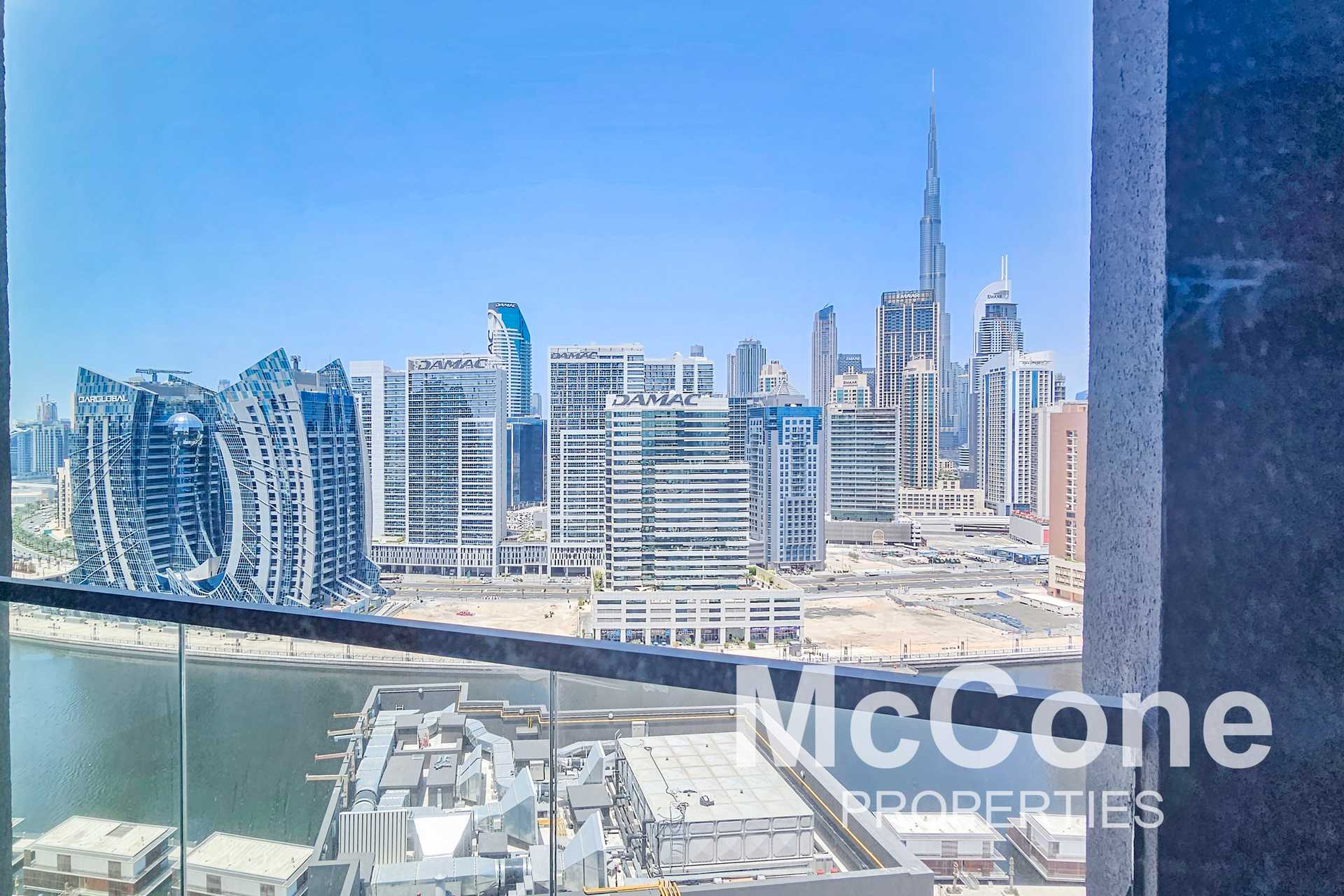 Condominium in Dubai, Dubayy 11702796
