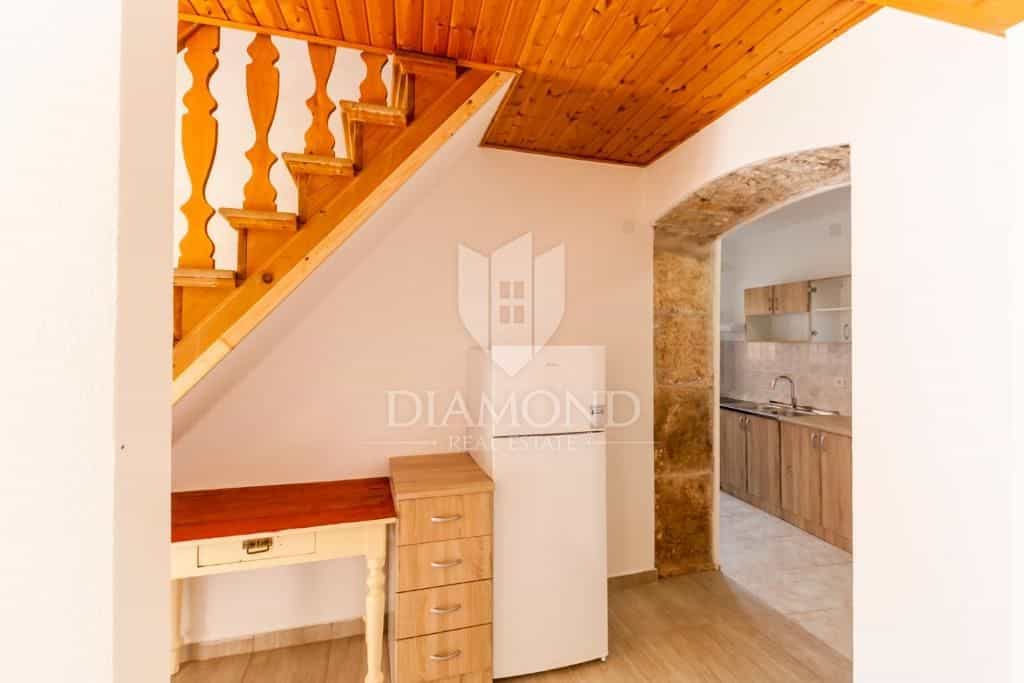 بيت في Marčana, Istria County 11702850