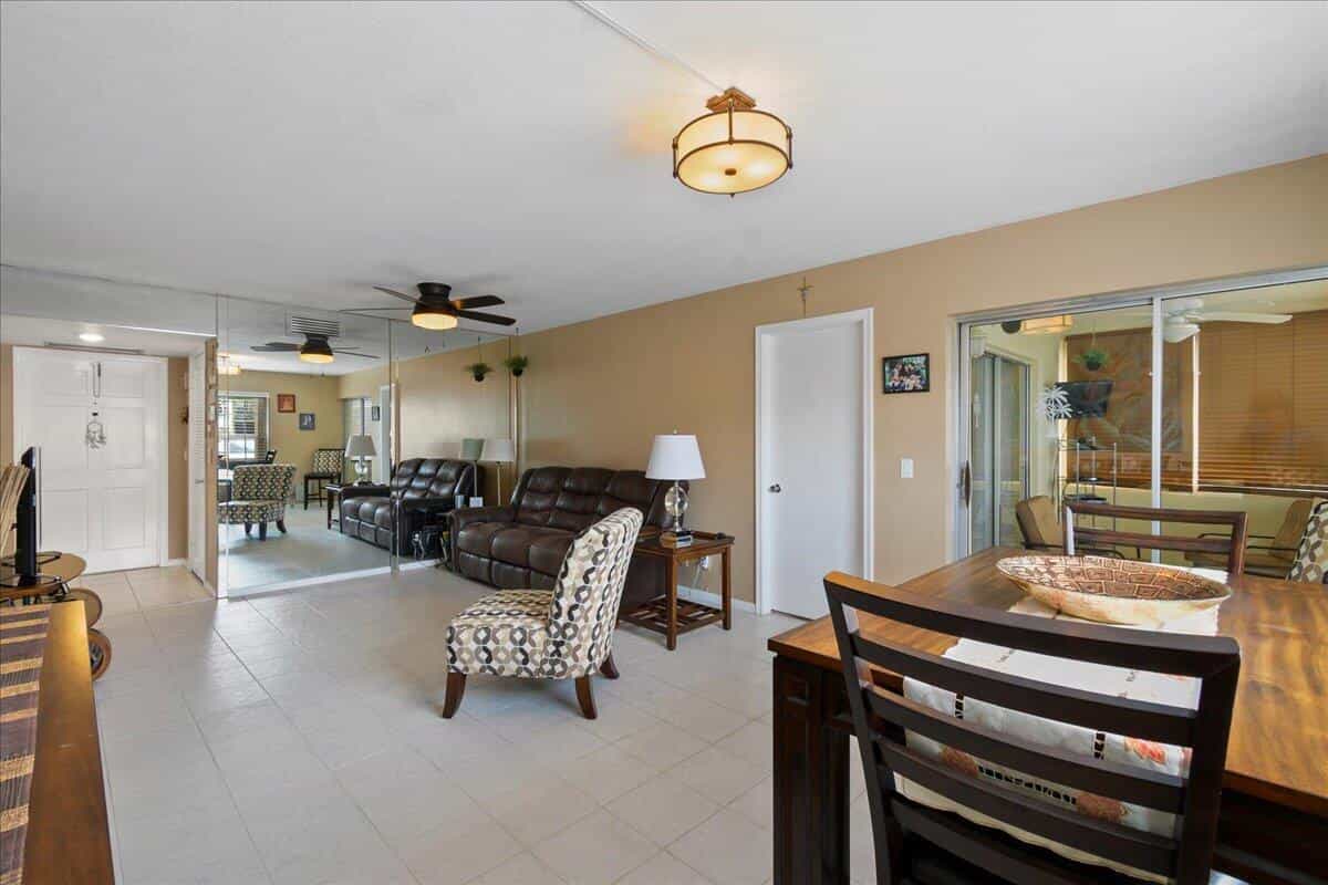 公寓 在 Palm Beach Gardens, Florida 11702978