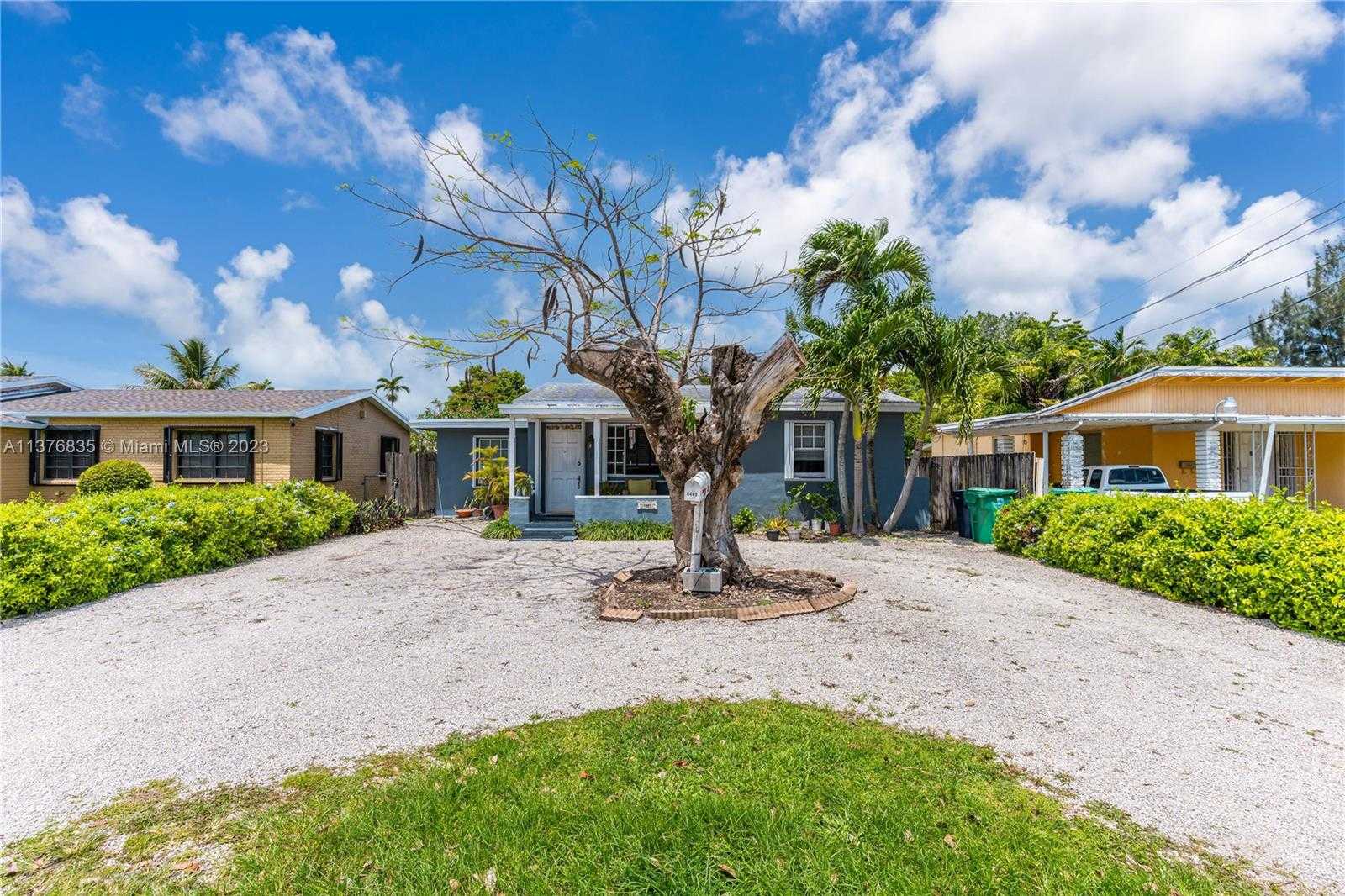 Hus i Coral terrasse, Florida 11703002