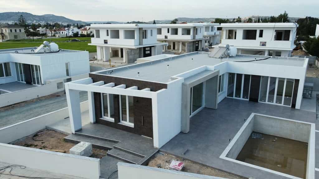 Haus im , Akrotiri and Dhekelia 11703060