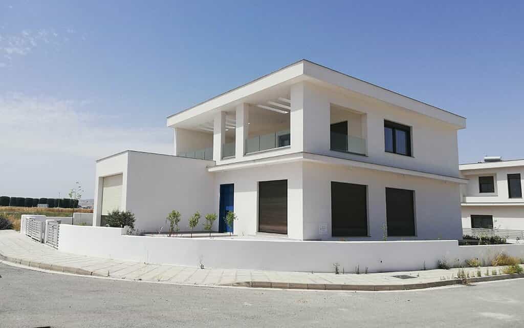 Dom w Dromolaksja, Larnaka 11703106
