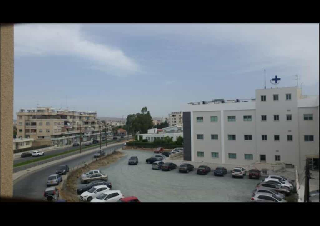 Office in Larnaca, 11 Ioannou Gladstonos 11703158