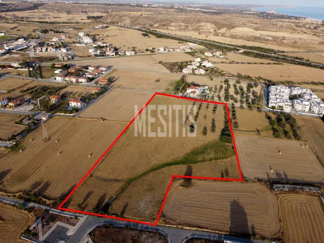 Tanah dalam Voroklini, Larnaka 11703881