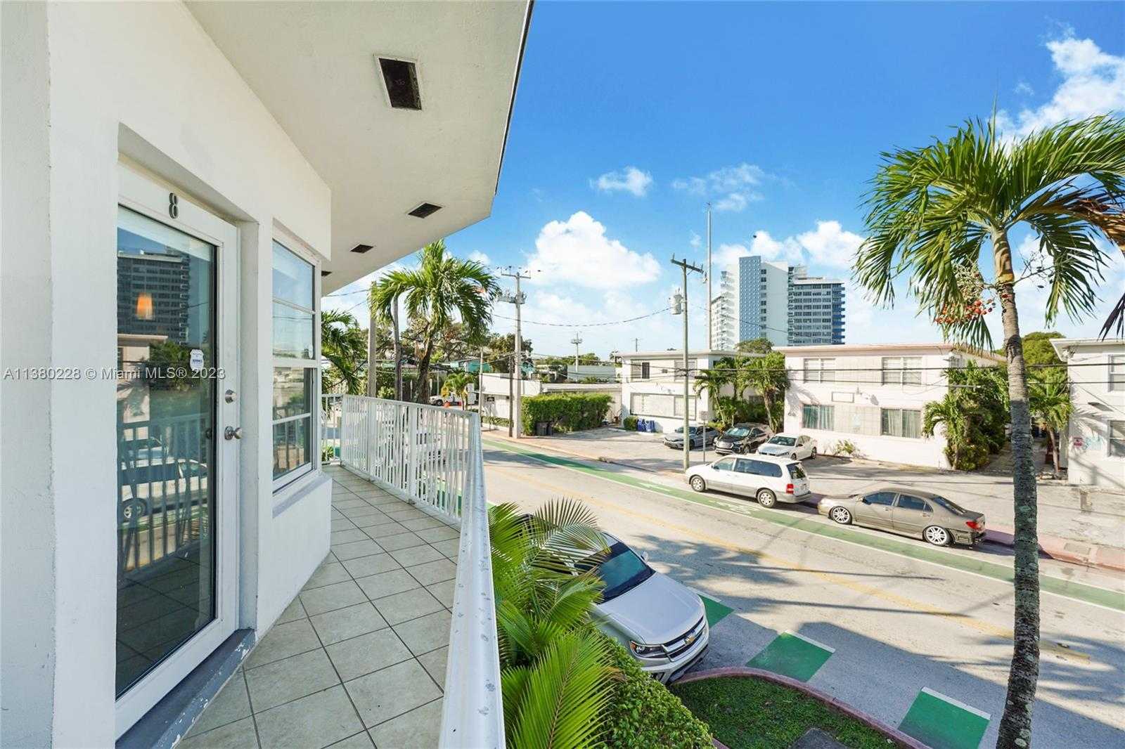 Condominium in Miami, Florida 11704463