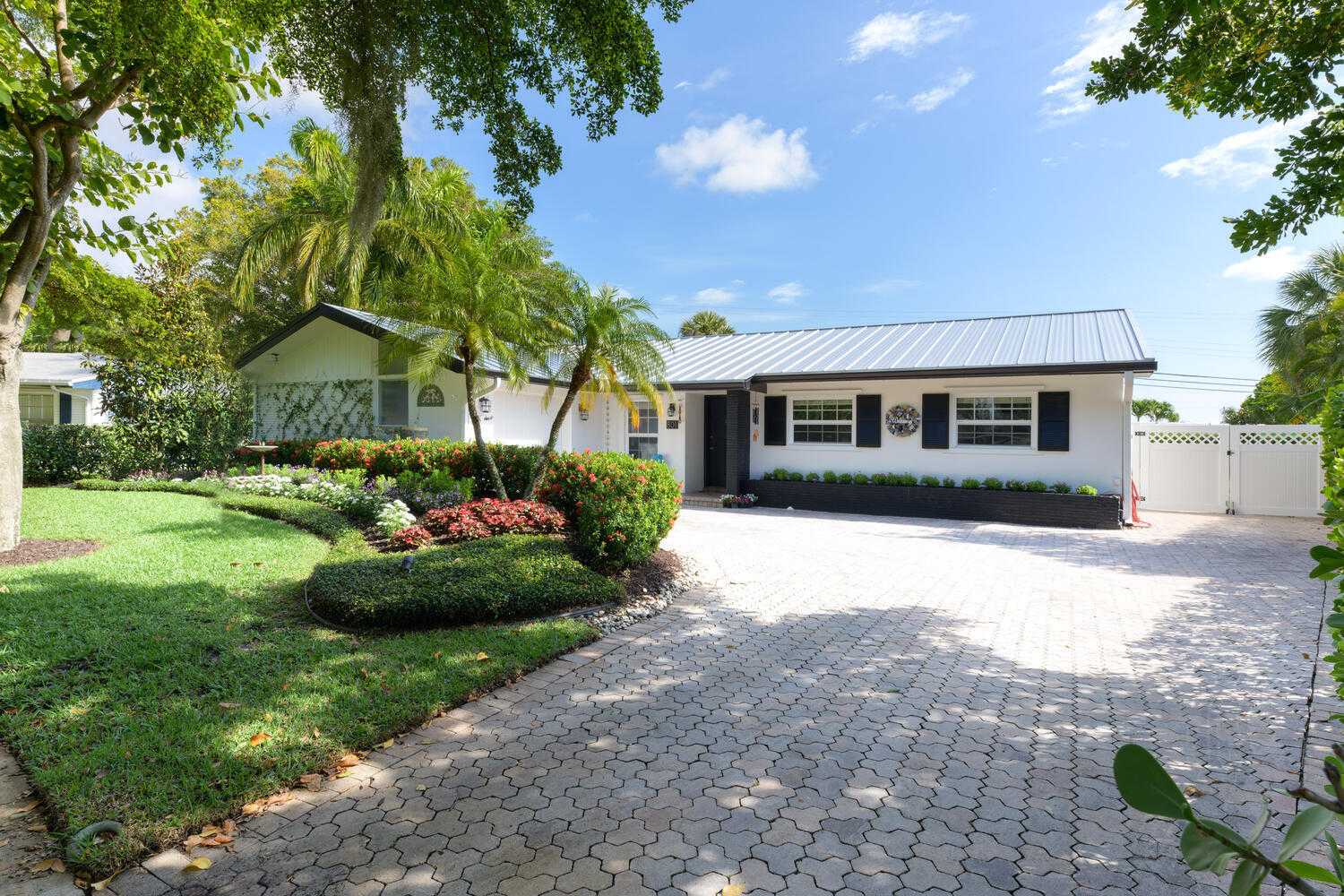 rumah dalam Pantai Palm Utara, Florida 11704478
