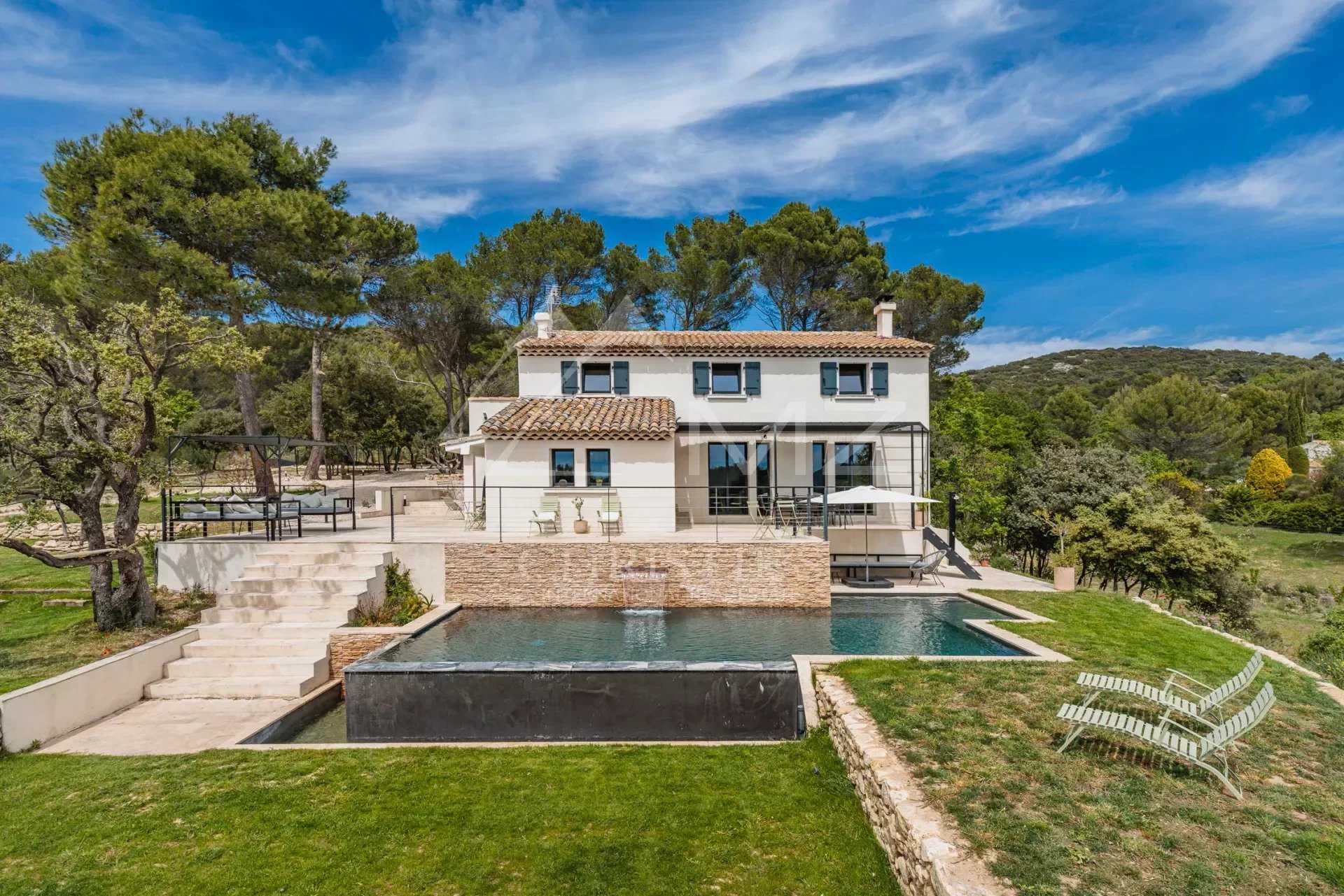 House in Lourmarin, Provence-Alpes-Cote d'Azur 11704496